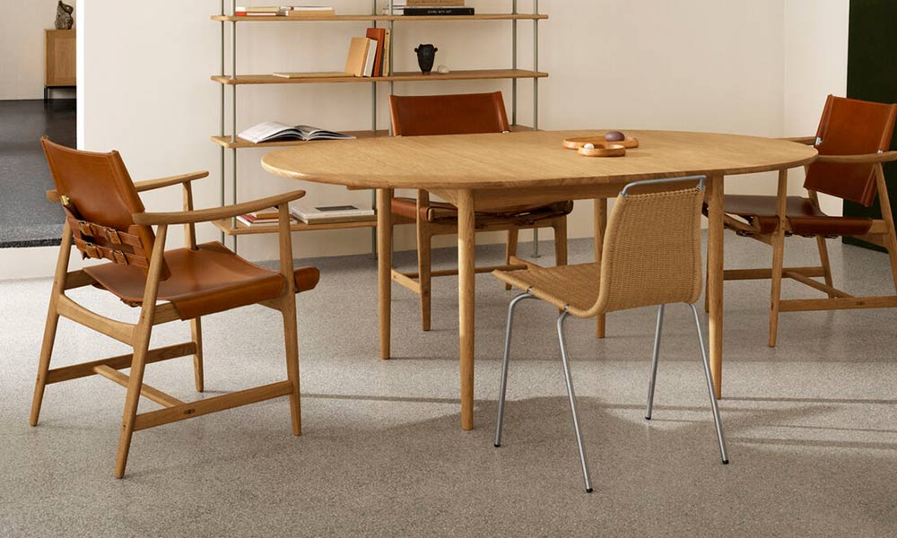 BM0121 Carl Hansen & Son
