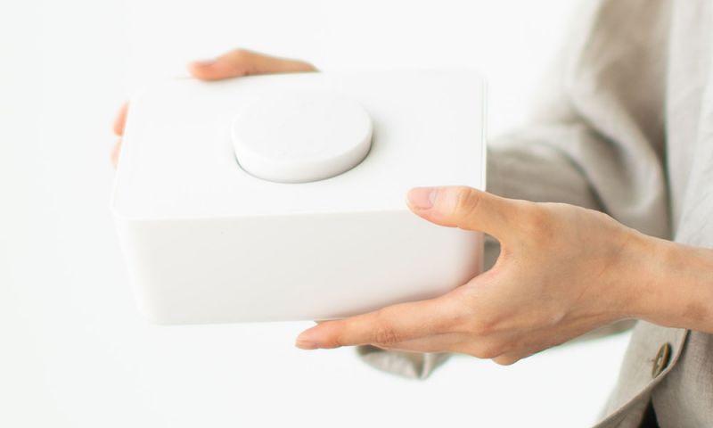 ウェットティッシュホルダー