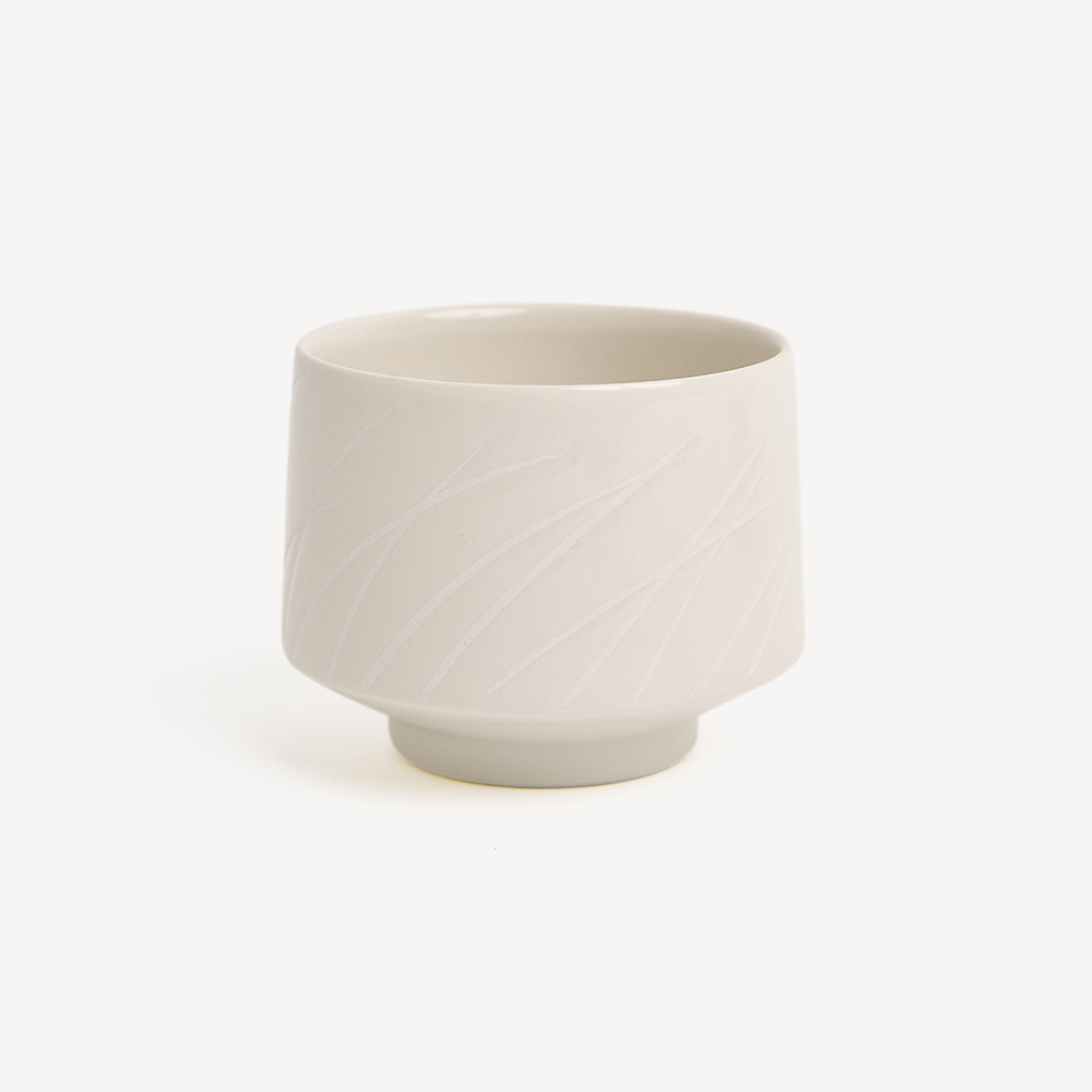 トゥーリ(WHITE)