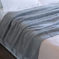 ウールスロー 130×200cm / ゴットランド グレーKLIPPAN（クリッパン