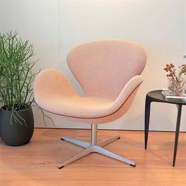 【店舗展示品】スワンチェア 3320 / サーペンタイン×グレースレザーチェスナット / サテン脚( )