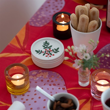 Mustakivi / ムスタキビ PIKKU / 祝南天