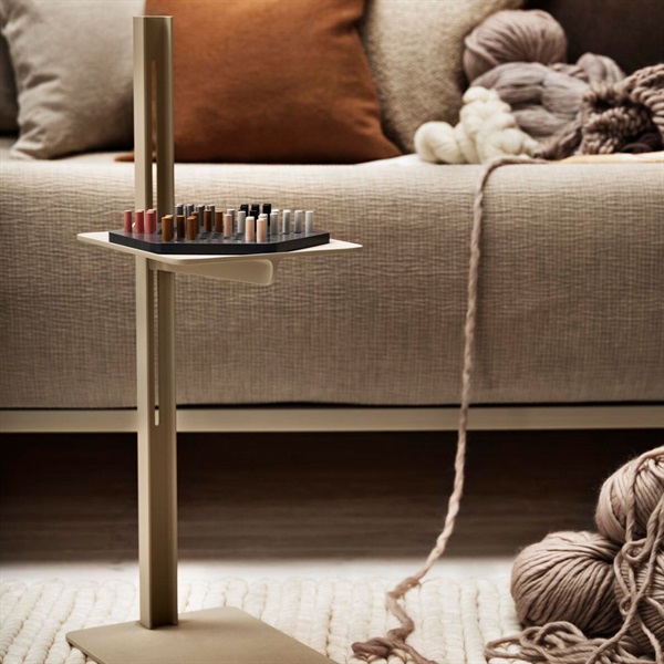 ミュージアム★サイドテーブル ST-114 スチール★ベージュ ミュージアム サイドテーブル ST-114 / ベージュString Furniture