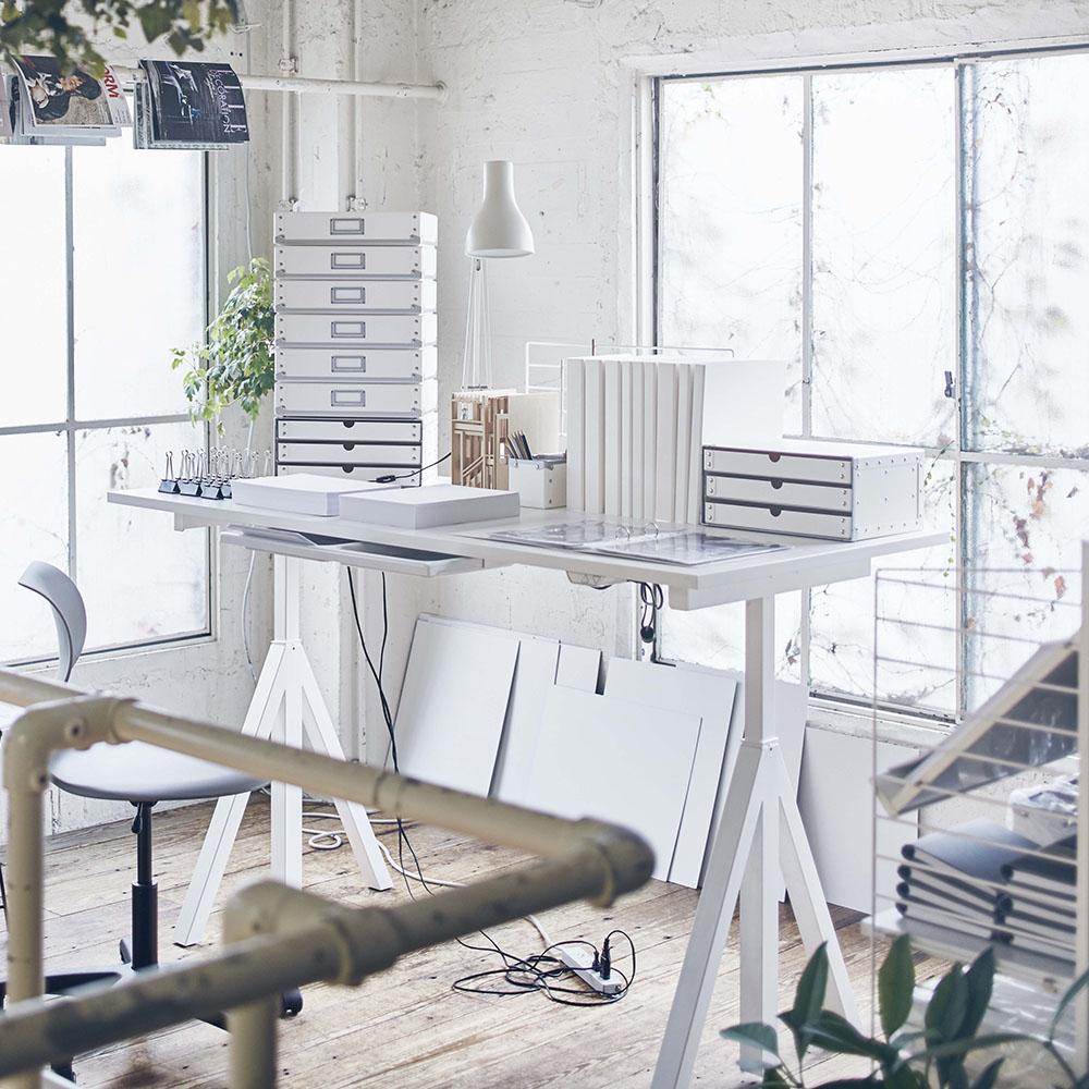 THE STRING APARTMENT