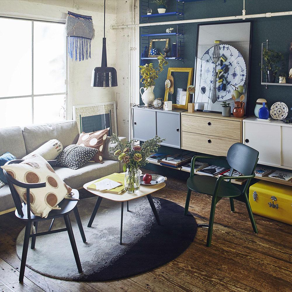 THE STRING APARTMENT