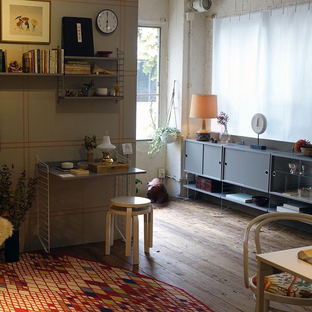THE STRING APARTMENT