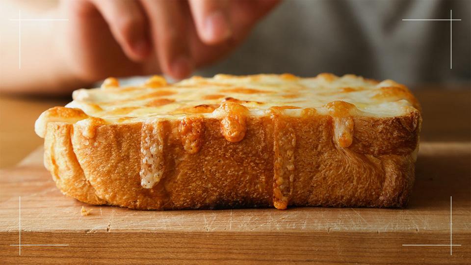 BALMUDA The Toaster （バルミューダ ザ・トースター） / 究極のチーズトースト