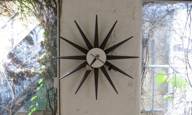 サンバーストクロック ウォルナット Sunburst Clock / ネルソン