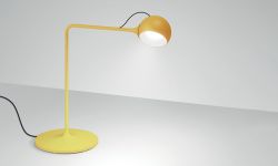  ơ֥ / Ixa Table Lamp