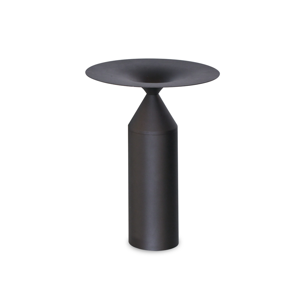 VL ステュディオ テーブル フロア φ250 / 真鍮 無塗装 (ルイスポールセン・Louis Poulsen)