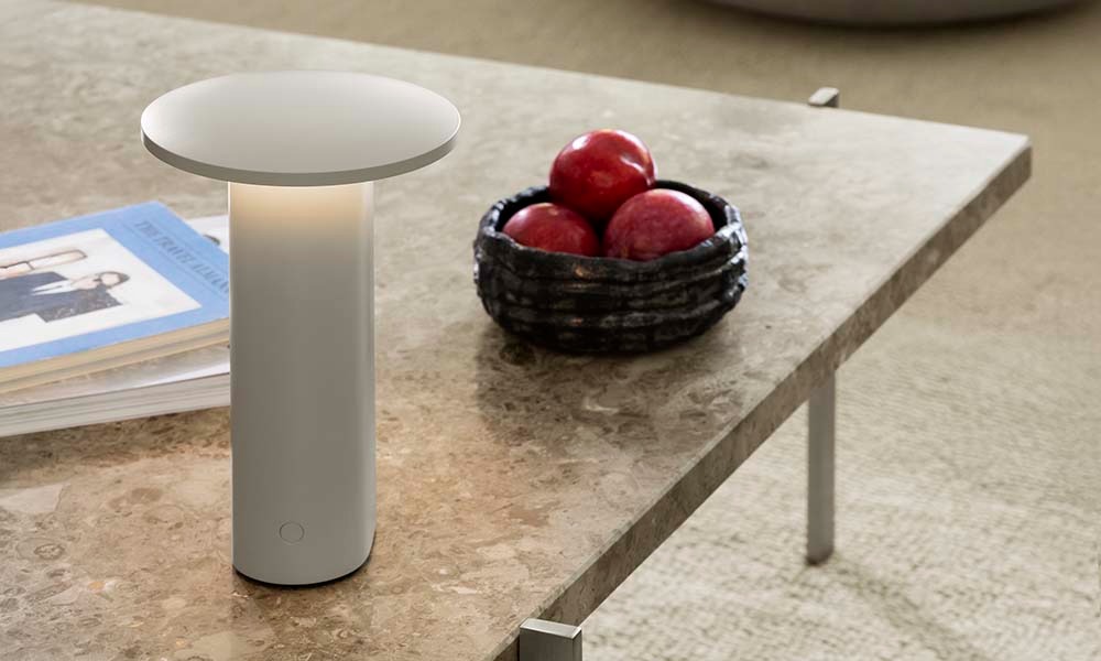 FRITZ HANSEN / フリッツ・ハンセン
 セシリエ・マンツ Cecilie Manz ポータブルライト SOLAE