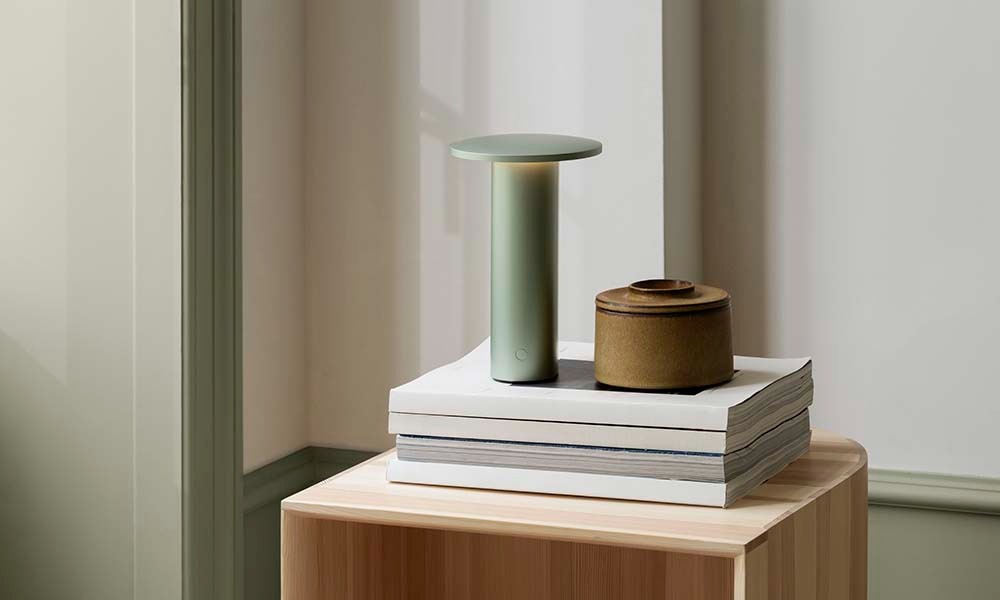 FRITZ HANSEN / フリッツ・ハンセン
 セシリエ・マンツ Cecilie Manz ポータブルライト SOLAE